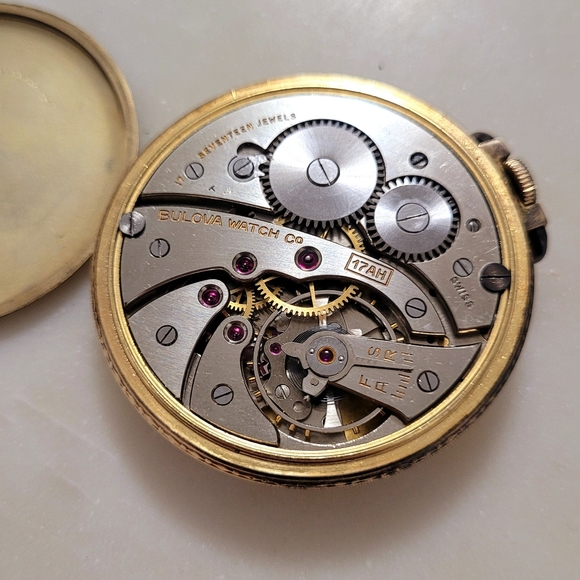 Antique Bulova Pocketwatch - Picture 3 of 7